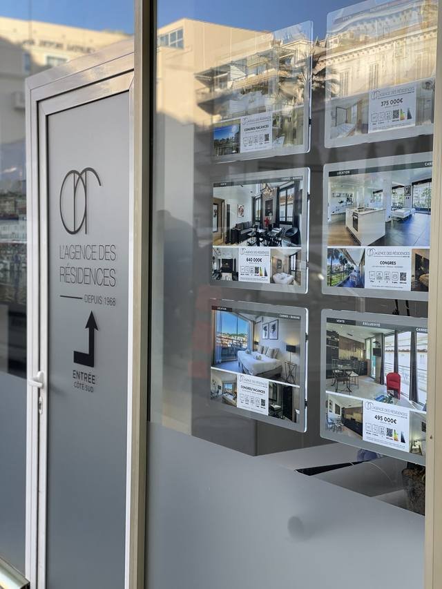 Enseigne & signalétique — L'Agence des Résidences : vitrophanie vitrine agence immobiliere