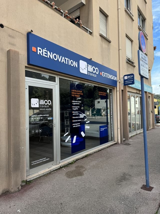 Enseigne & signalétique — illiCO travaux : bandeau facade lumineux