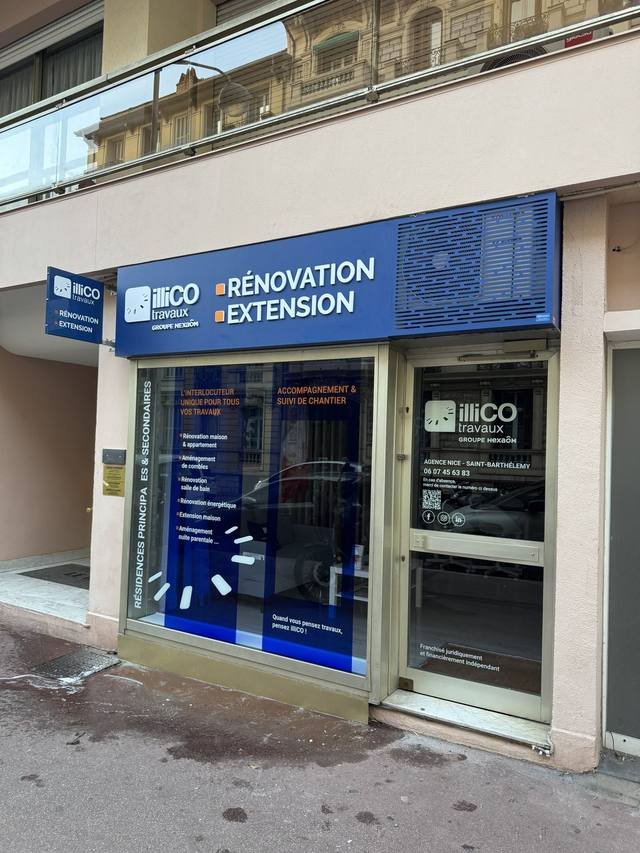 Enseigne & signalétique — illiCO travaux : habillage vitrine facade agence renovation