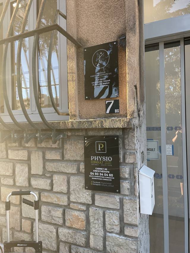Enseigne & signalétique — Physio : plaque signaletique cabinet parametrique
