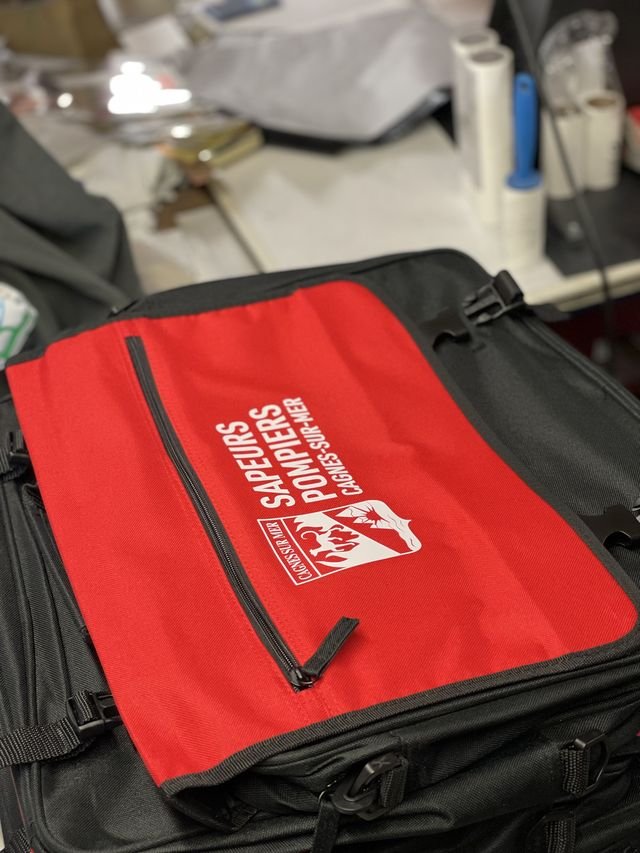 objets-publicitaires — Sapeurs Pompiers Cagnes Sur Mer : sac a dos logo
